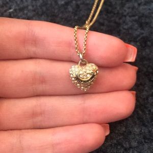 Juicy couture gold heart necklace